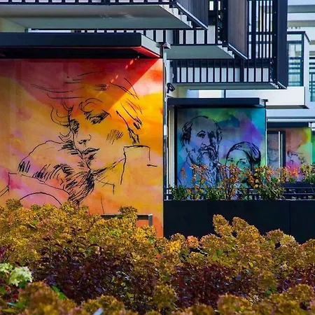 Clicktheflat Artistic Estate * Warsaw